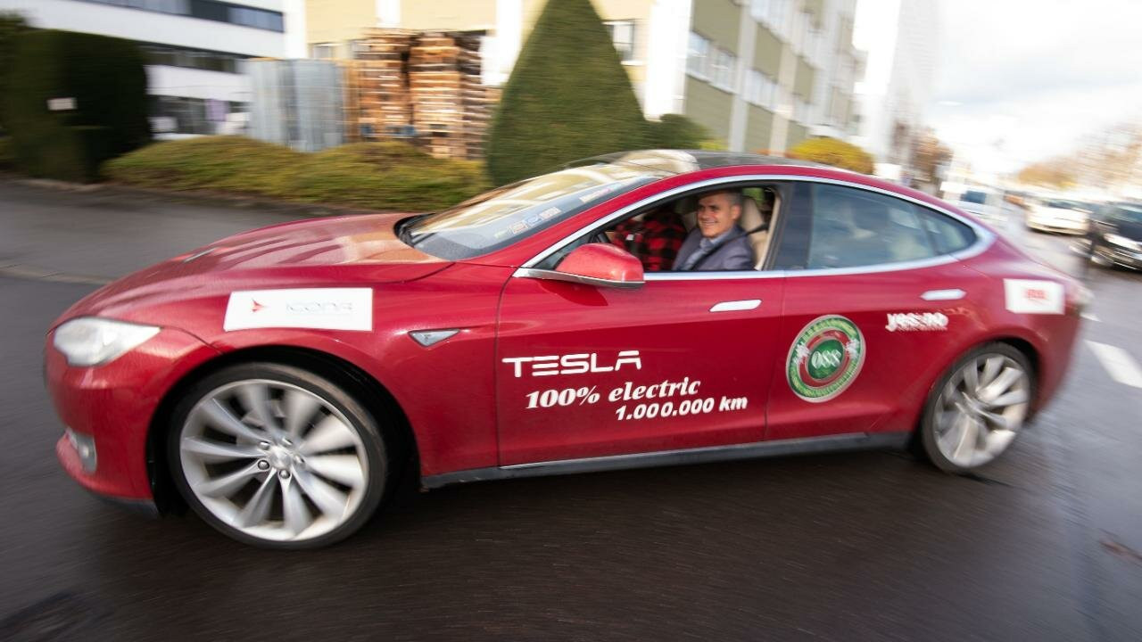 Німець проїхав на Tesla Model S понад 1,5 млн км