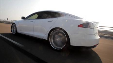 Тест Tesla Model S: забудь о ценах на бензин!