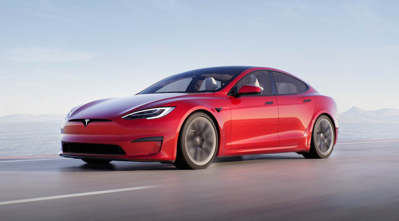 Tesla Model S Plaid встановила новий рекорд Нюрбургринга