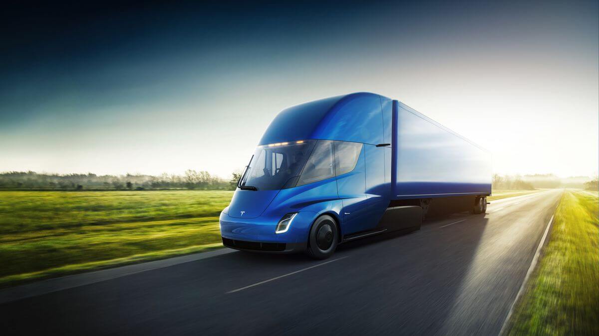 DHL: вантажівки Tesla окупляться за 1,5 роки